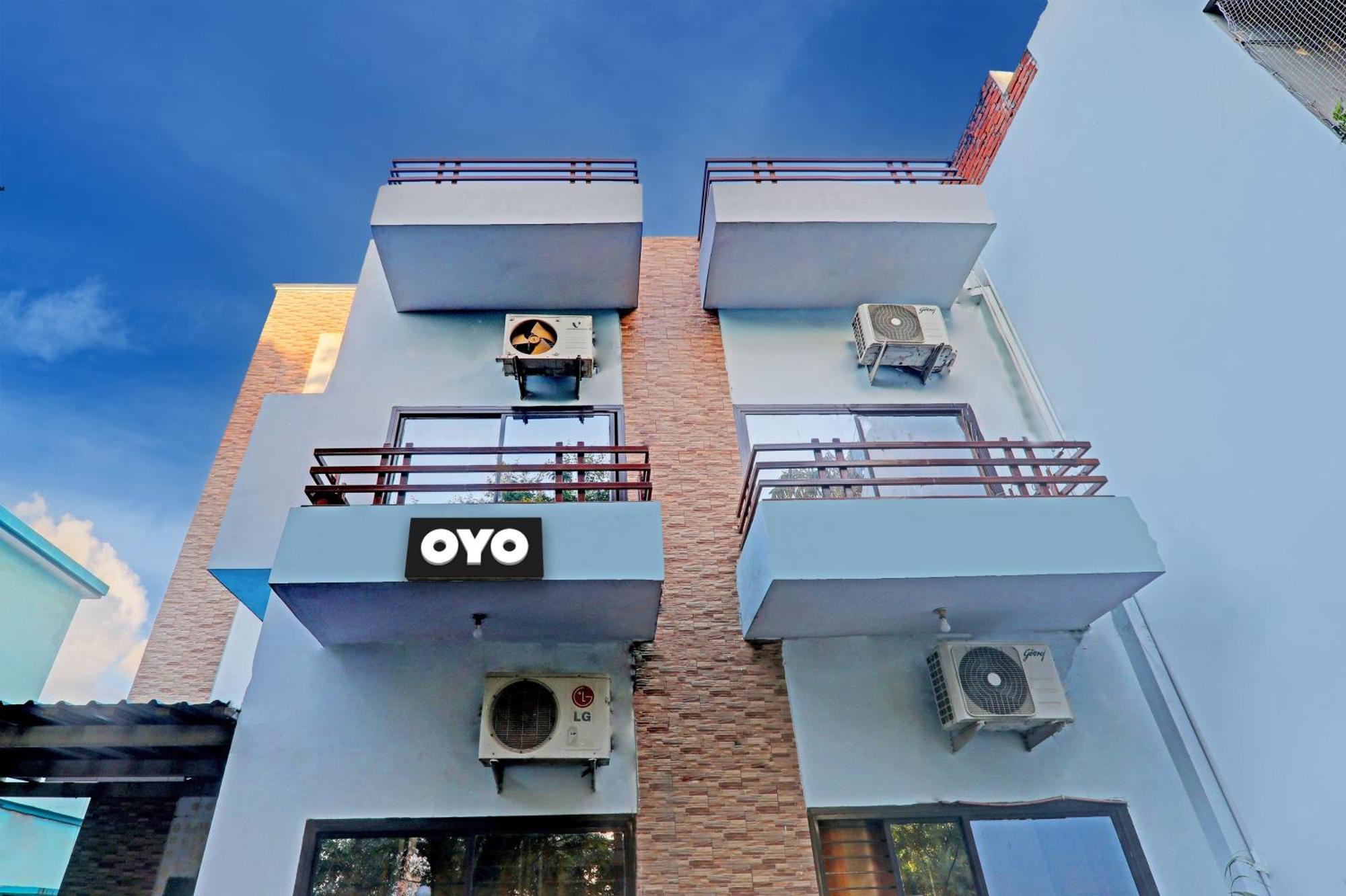 Hotel O Cz Inn Λάκναου Εξωτερικό φωτογραφία